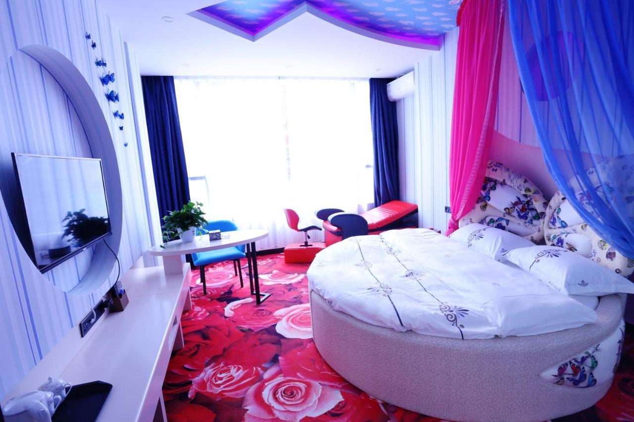 Kunming Mengda Holiday Hotel Eksteriør billede