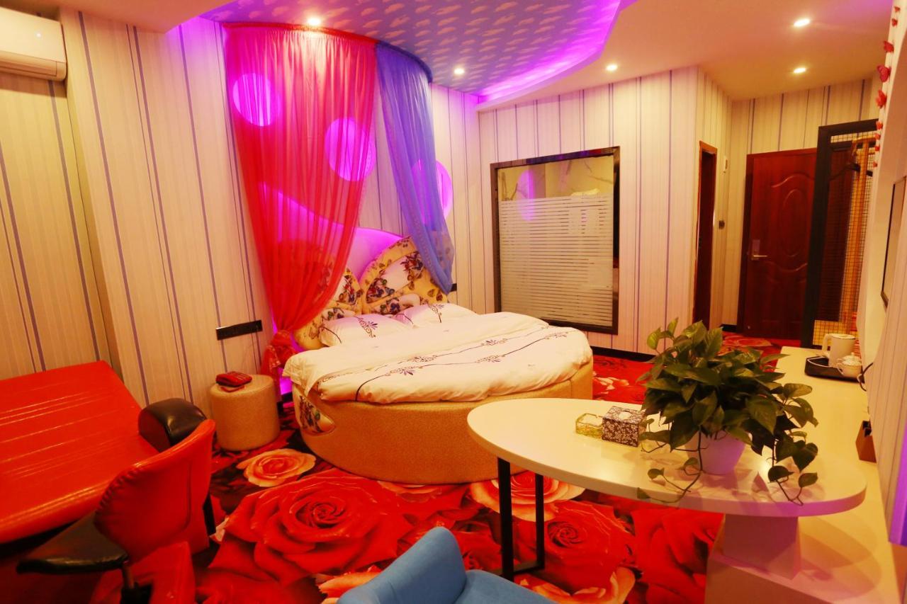 Kunming Mengda Holiday Hotel Eksteriør billede