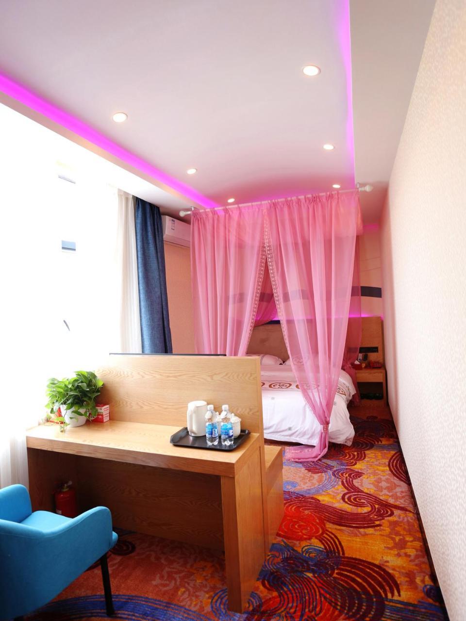 Kunming Mengda Holiday Hotel Eksteriør billede